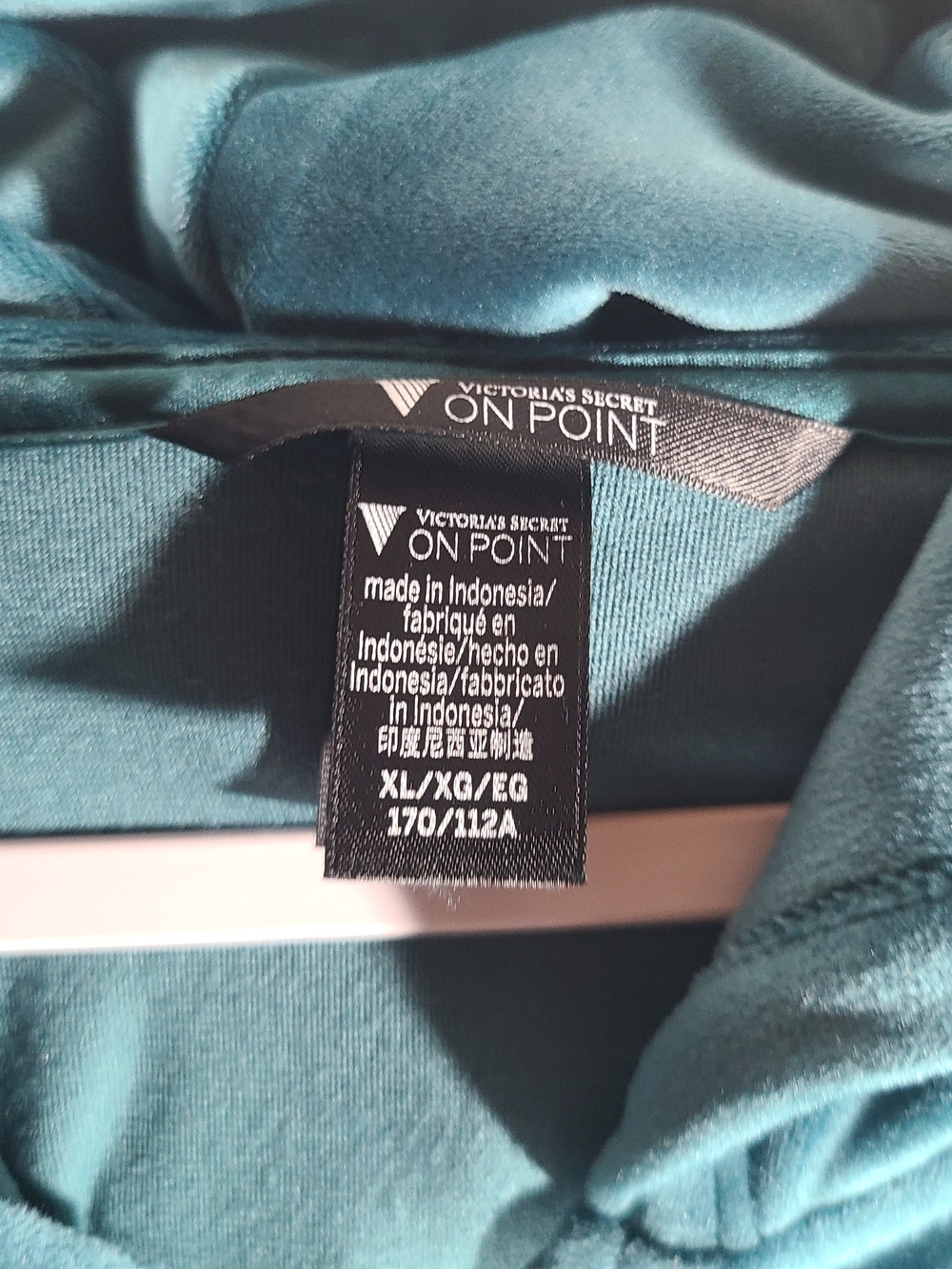 Victoria's Secret On Point Velour Tracksuit Set XL Hoodie L Joggers Y2K - Picture 9 of 11